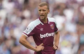 九游网页平台-包含西汉姆训练开放日，赛前防线松动引欢呼，欧篮联在即，轮换策略成焦点的词条