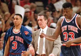 九游网页客户端-刚刚！赛前纽卡斯尔备战亚冠纽约尼克斯再遭质疑，清晨密尔沃基雄鹿门线救险的简单介绍